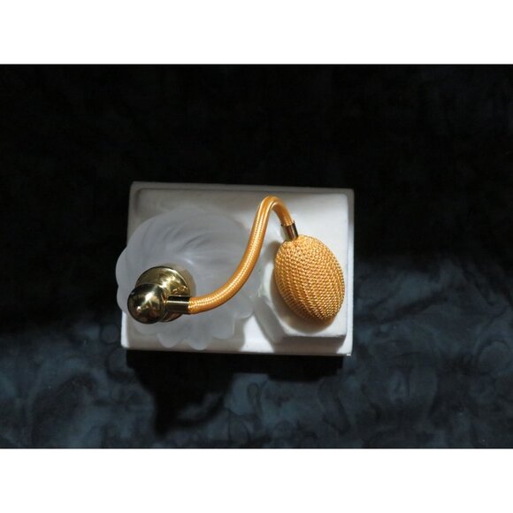 Roberto Capucci Made in France Frosted Crystal Glass Atomizer Spray Bottle - Picture 5 of 8